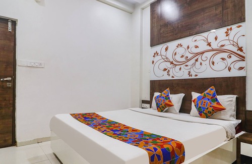 Madhurawada Hotel | Fabhotel Ak Grand