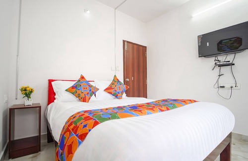 West Mere Hotel | FabHotel All Season's Stays