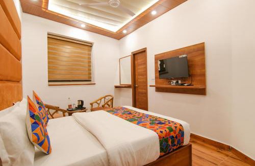 Chandigarh Hotel | FabHotel Ambassador