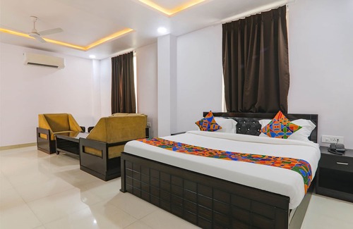 Indira Nagar Hotel | Fabhotel Ananda Inn