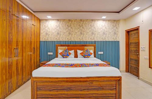 Vasundhara Hotel | FabHotel Angel Pink Residency
