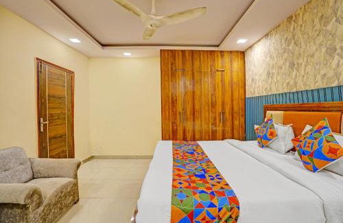 Vasundhara Hotel | FabHotel Angel Pink Residency
