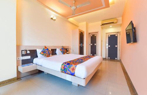 Adarsh Nagar Hotel | FabHotel Apex Intercontinental - Raja park