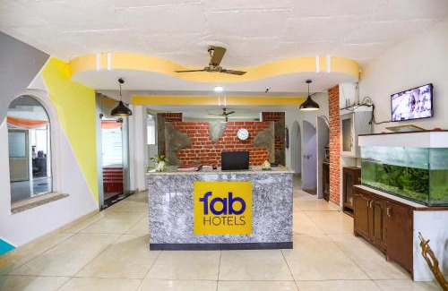 DLF Phase 3 Hotel | FabHotel Aravali Suites