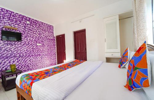 Kandal Hotel | FabHotel Bala Garden - Nr Ooty Toy Train Tourist Park