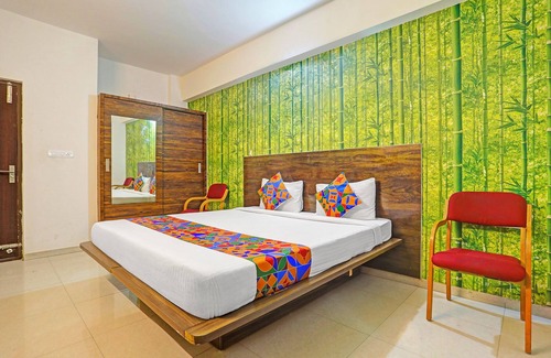RR Nagar Hotel | FabHotel Balaji Luxury - Near Jakkur Cross, Manyata Tech Park