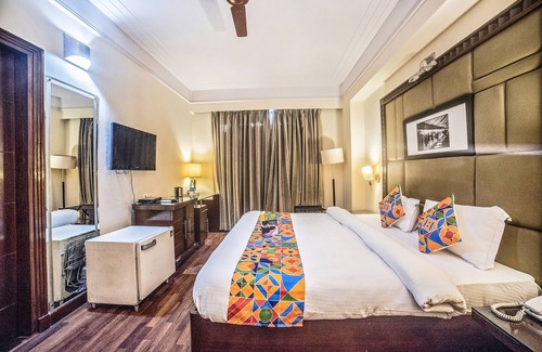 Nehru Place Hotel | Fabhotel Bmk Grand