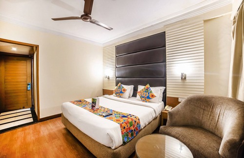Nehru Place Hotel | Fabhotel Bmk Grand