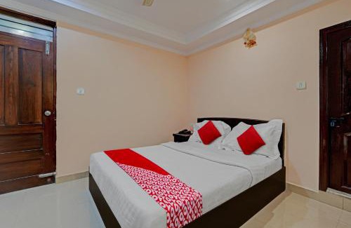 Basavanagudi Hotel | FabHotel BNS Lodge