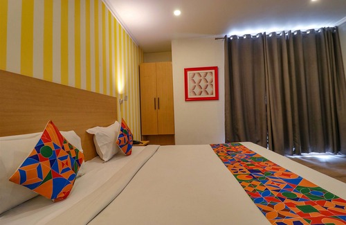 Chhatarpur Hotel | FabHotel Chattarpur Enclave
