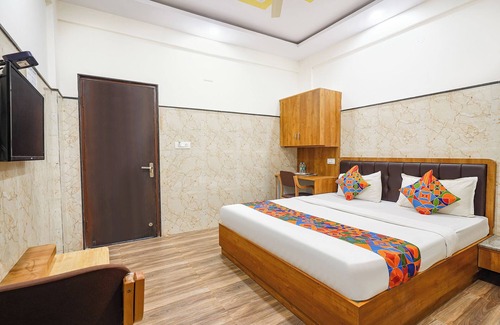 Panduranga Nagar Hotel | FabHotel Classic Heights - Near Yelahanka Railway Station