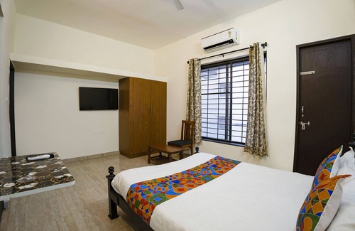 Vadanemelli Hotel | Fabhotel Continental Lebe Inn