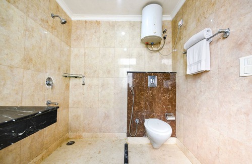 Jasola Hotel | Fabhotel Cordial Home