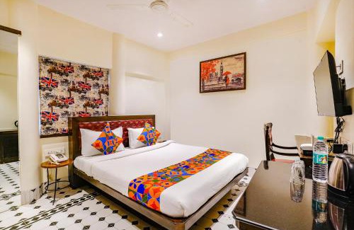Santacruz Hotel | FabHotel Corporate Rooms Vakola, Santacruz East