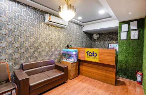 Surat Hotel | FabHotel Crescent