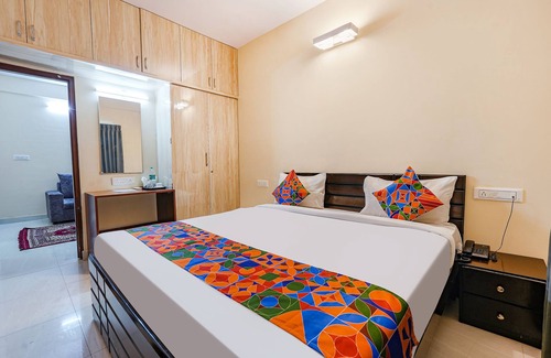 Marathahalli Hotel | FabHotel Crystal Suites - Near Marathahalli Junction