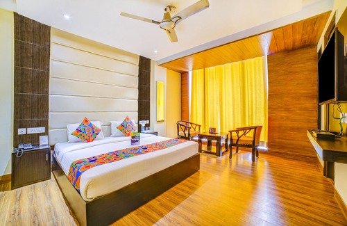 Zirakpur Hotel | FabHotel Diamond