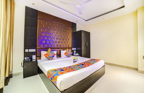 Zirakpur Hotel | FabHotel Diamond