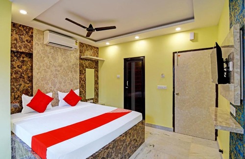Chinar Park Hotel | FabHotel Divine Chariot