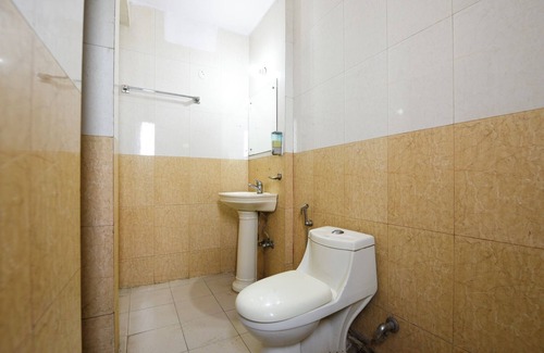 East of Kailash Hotel | Fabhotel Elegant Stay