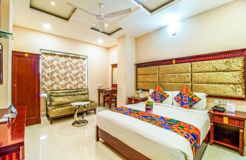 Bhopal Hotel | FabHotel Eleven Heights