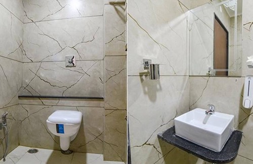 Rau Hotel | Fabhotel Elite Residency