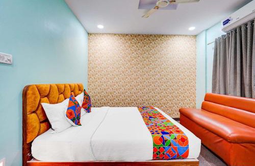 Krishnarajapura Hotel | FabHotel Emara Inn