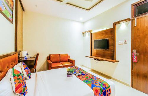 Marol Hotel | FabHotel Empire Suite - Nr Mumbai International Airport