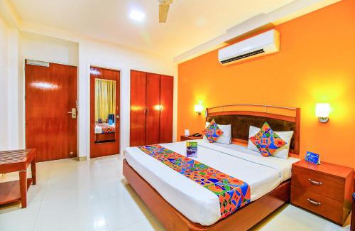 New Friends Colony Hotel | FabHotel F9 NFC
