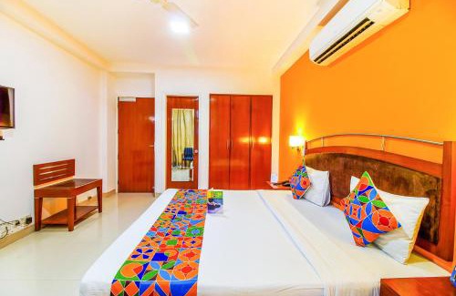 New Friends Colony Hotel | FabHotel F9 NFC