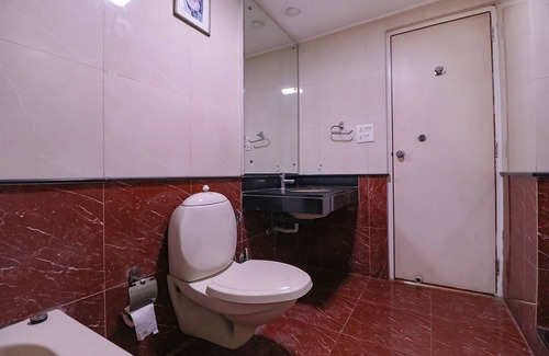 New Friends Colony Hotel | Fabhotel F9 Nfc
