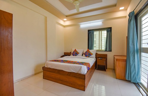 Wagholi Hotel | Fabhotel Galaxy Inn
