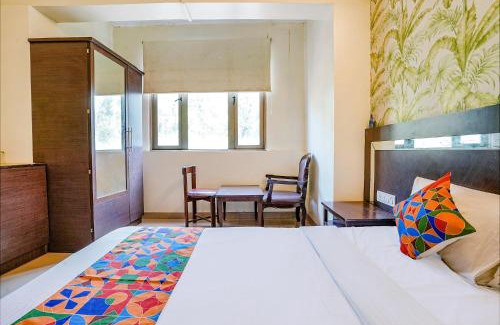 Sadashiv Peth Hotel | FabHotel Gargi Deluxe
