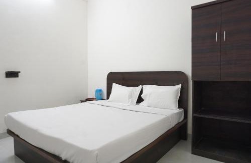 Bhosari Hotel | FabHotel Gargi Galuxe - Nr Ankushrao Natyagruha