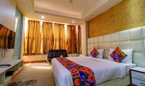Sector 70 Hotel | FabHotel GC Suites