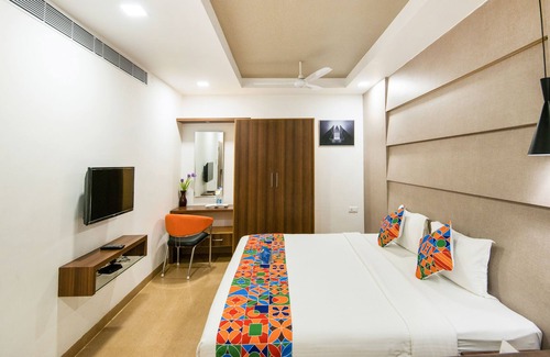 East Tambaram Hotel | FabHotel Golden Swan