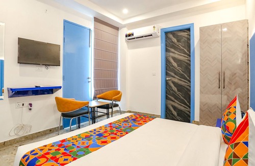 DLF Phase 5 Hotel | Fabhotel Golf Elite