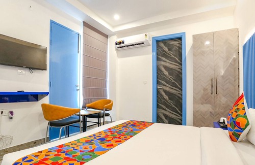 DLF Phase 5 Hotel | Fabhotel Golf Elite
