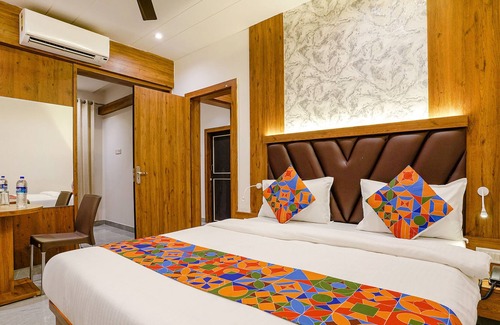 Kolegaon Hotel | Fabhotel Grand Residency