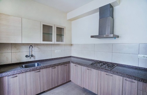 Perambur Purasavakam Hotel | FabHotel Home Tree Service Apartment