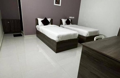 Perungudi Hotel | Fabhotel I Live Inn