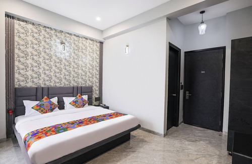 Sector 70 Hotel | Fabhotel Inn Of Joy