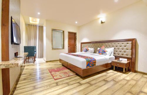 Malviya Nagar Hotel | FabHotel Jaipur Luxe