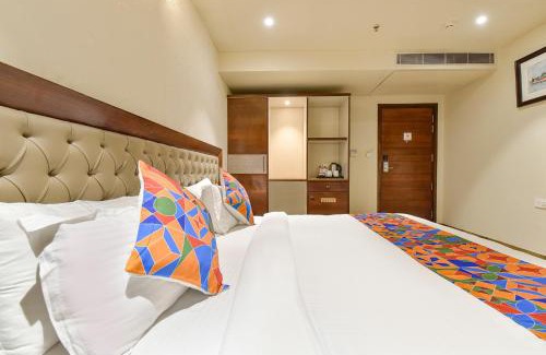 Malviya Nagar Hotel | FabHotel Jaipur Luxe
