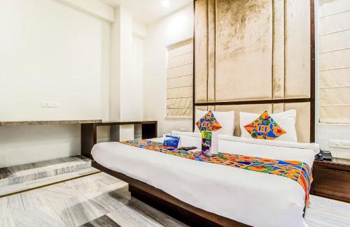 Vaishali Nagar Hotel | FabHotel Jaipur Villa