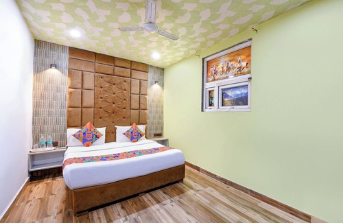 Dilshad Garden Hotel | Fabhotel Jeet Stays