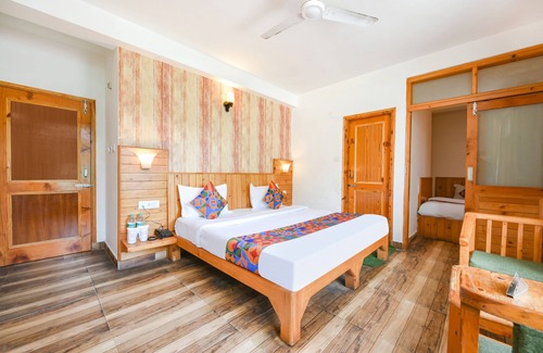 Vashist Hotel | Fabhotel Kanchnikoot