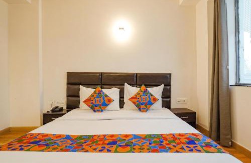 Delhi Hotel | FabHotel Kaushambi