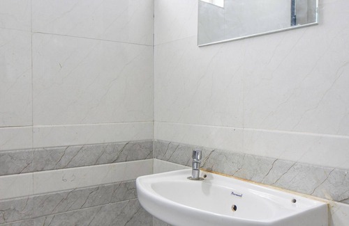 Hadapsar Hotel | Fabhotel Keshava executive - Nr Mahadji Shinde chhatri