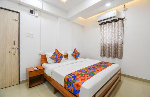Hadapsar Hotel | FabHotel Keshava Executive - Nr Mahadji Shinde Chhatri